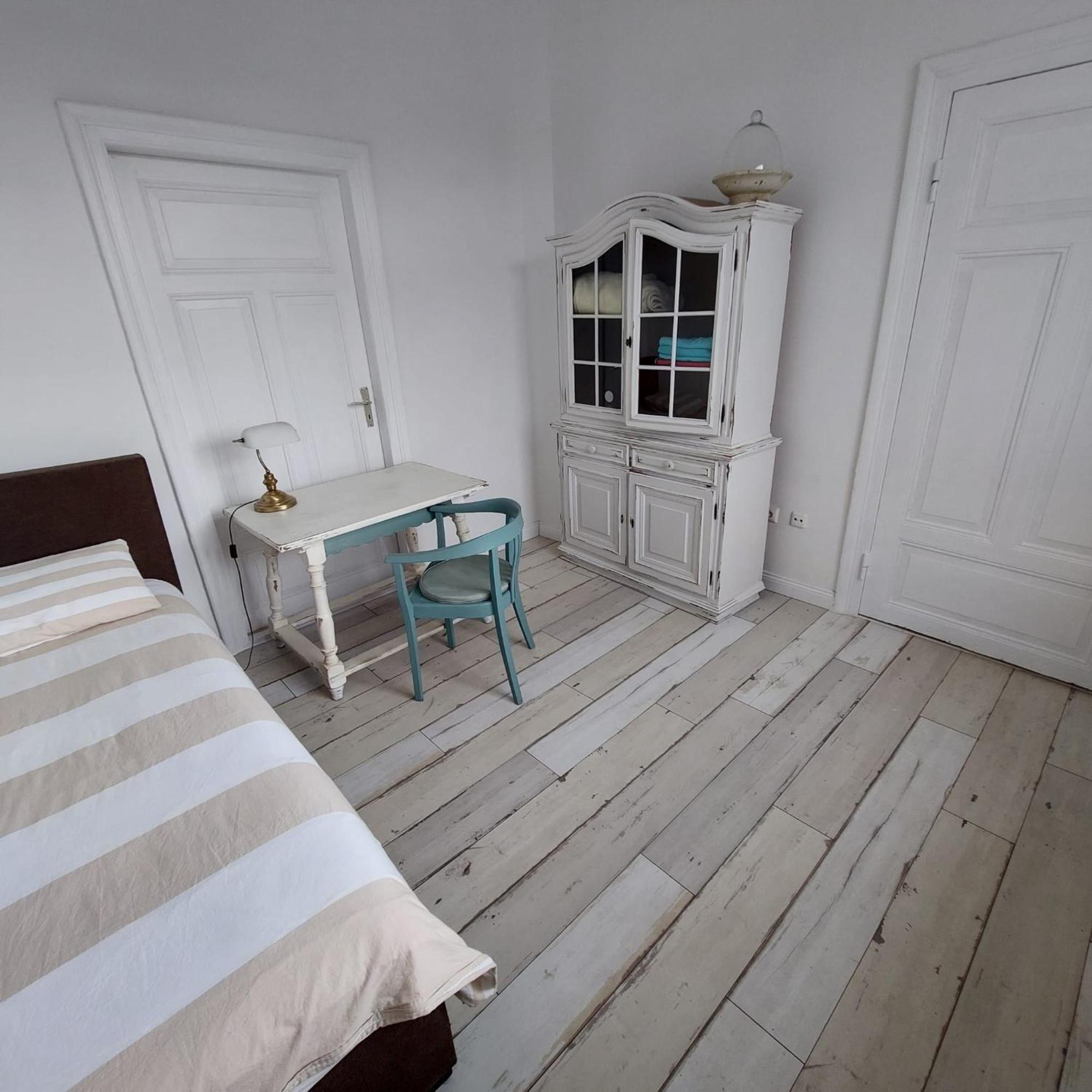 Im Erdgeschoss Apartment *